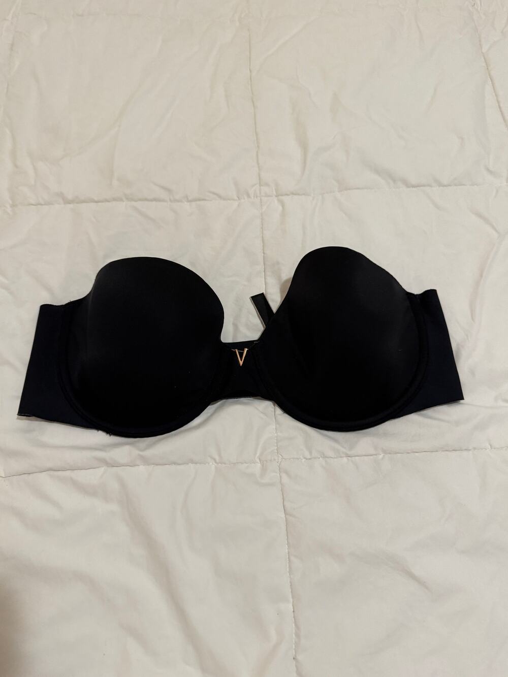 Victoria’s Secret Strapless Multi-Way Bra – Black Push-Up (36C)